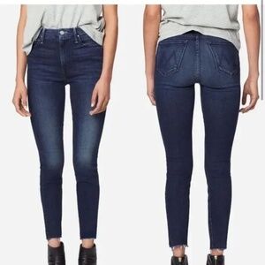 MOTHER High Waist Looker Ankle Fray Jeans Size 28 Dark Wash